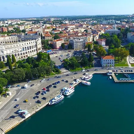 Fuer 4 Personen Ca 35 Qm In Pula, Istrien Istrische Riviera Pola